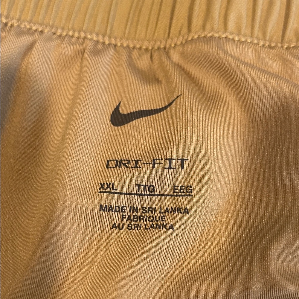 Nike Women's Running Shorts Size XXL - Picture 12 of 15